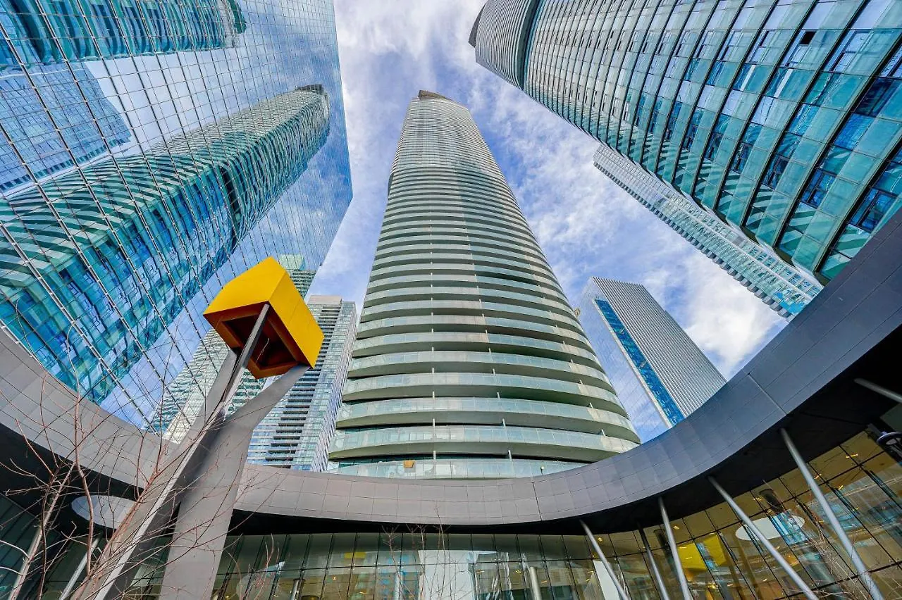 Signature Residence Toronto 0*,  Canada